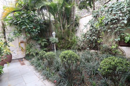 Casa à venda com 300m², 4 quartos e 5 vagasJardim