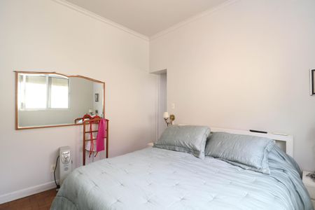 Casa à venda com 300m², 4 quartos e 5 vagasSuíte 1