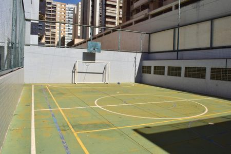 Apartamento para alugar com 253m², 4 quartos e 3 vagasQuadra Esportiva