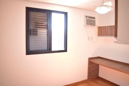 Apartamento para alugar com 253m², 4 quartos e 3 vagasQuarto 2
