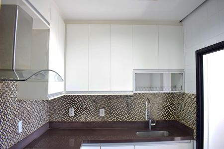 Apartamento para alugar com 253m², 4 quartos e 3 vagasCozinha