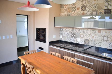 Apartamento para alugar com 253m², 4 quartos e 3 vagasChurrasqueira