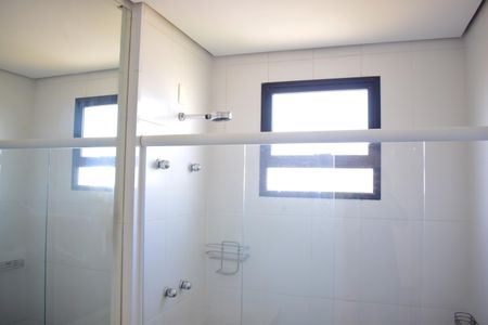 Apartamento para alugar com 253m², 4 quartos e 3 vagasBanheiro Social