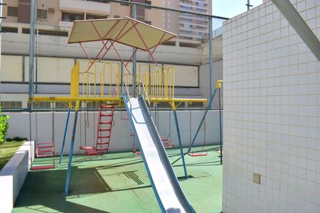 Apartamento para alugar com 253m², 4 quartos e 3 vagasÁrea comum - Playground