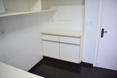 Apartamento para alugar com 253m², 4 quartos e 3 vagasCozinha