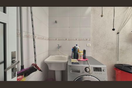 Apartamento à venda com 93m², 3 quartos e 2 vagasLavanderia