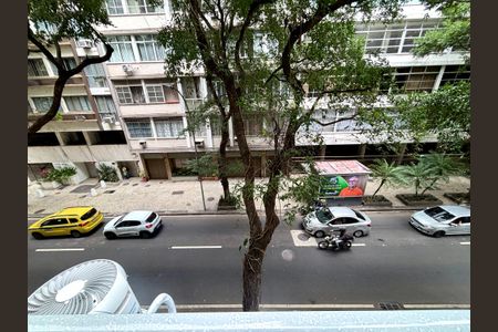 Apartamento à venda com 120m², 3 quartos e 1 vaga Apartamento à venda com 120m², 3 quartos e 1 vagaSala