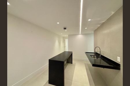 Apartamento à venda com 120m², 3 quartos e 1 vaga Apartamento à venda com 120m², 3 quartos e 1 vagaCozinha