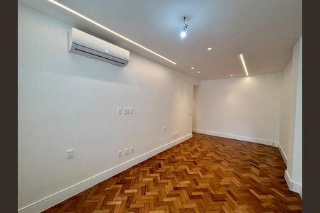 Apartamento à venda com 120m², 3 quartos e 1 vaga Apartamento à venda com 120m², 3 quartos e 1 vagaQuarto 2