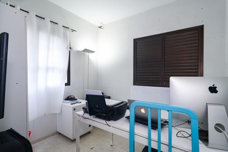 Apartamento à venda com 340m², 4 quartos e 5 vagas Apartamento à venda com 340m², 4 quartos e 5 vagasÁrea de Serviço