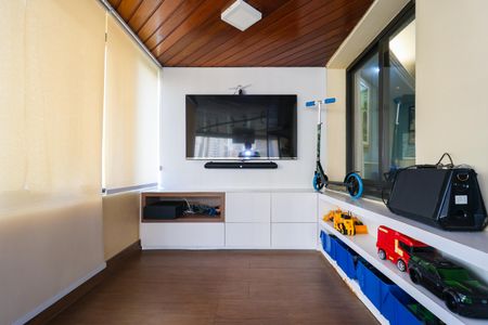 Apartamento à venda com 340m², 4 quartos e 5 vagas Apartamento à venda com 340m², 4 quartos e 5 vagasVaranda da Sala