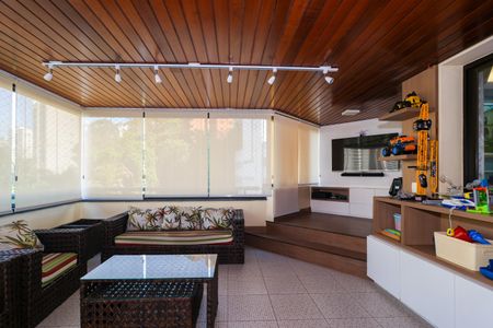 Apartamento à venda com 340m², 4 quartos e 5 vagas Apartamento à venda com 340m², 4 quartos e 5 vagasVaranda da Sala