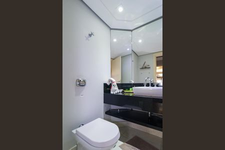 Apartamento à venda com 340m², 4 quartos e 5 vagas Apartamento à venda com 340m², 4 quartos e 5 vagasLavabo