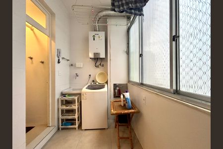 Apartamento à venda com 85m², 2 quartos e sem vaga Apartamento à venda com 85m², 2 quartos e sem vagaÁrea de serviço