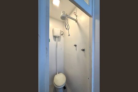 Apartamento à venda com 85m², 2 quartos e sem vaga Apartamento à venda com 85m², 2 quartos e sem vagaBanheiro de Serviço