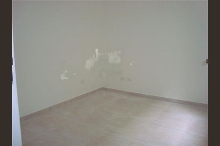 Casa à venda com 3 quartos, 126m² em Vila Fernandes, São Paulo