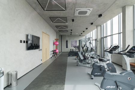 Studio à venda com 27m², 1 quarto e sem vaga Studio à venda com 27m², 1 quarto e sem vagaÁrea comum - Academia