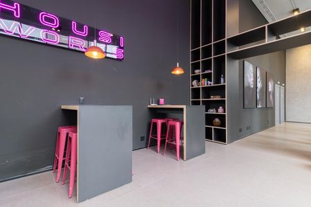 Studio à venda com 27m², 1 quarto e sem vaga Studio à venda com 27m², 1 quarto e sem vagaÁrea comum - Hall Social