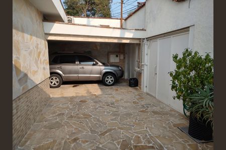Casa à venda com 250m², 2 quartos e 2 vagasGaragem