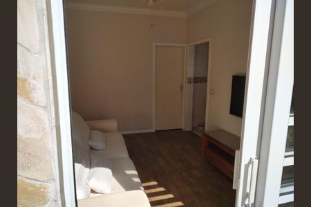 Casa à venda com 250m², 2 quartos e 2 vagasSala