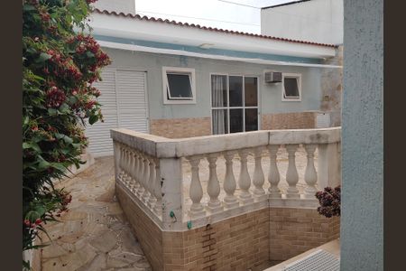 Casa à venda com 250m², 2 quartos e 2 vagasQuintal