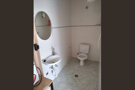 Casa à venda com 250m², 2 quartos e 2 vagasBanheiro da Edícula