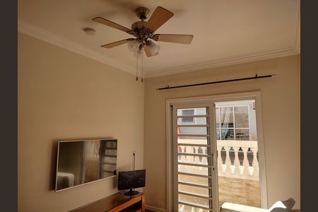 Sala de casa à venda com 2 quartos, 250m² em Vila Iorio, São Paulo