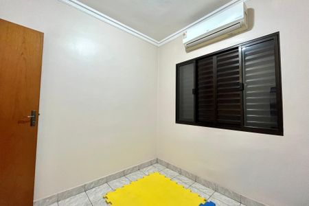 Casa à venda com 107m², 3 quartos e 2 vagasQuarto 2