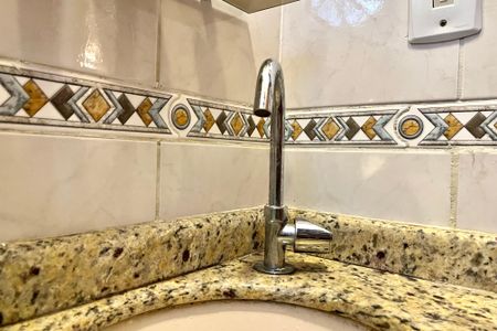 Casa à venda com 107m², 3 quartos e 2 vagasLavabo