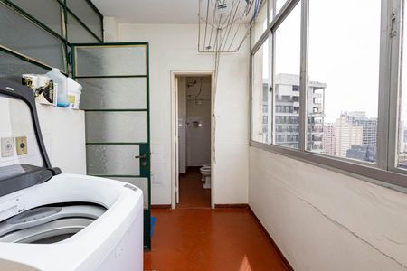 Apartamento para alugar com 385m², 3 quartos e 2 vagas Apartamento para alugar com 385m², 3 quartos e 2 vagasÁrea de Serviço