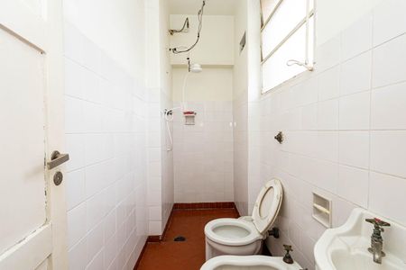 Apartamento para alugar com 385m², 3 quartos e 2 vagas Apartamento para alugar com 385m², 3 quartos e 2 vagasBanheiro de serviço