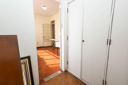 Apartamento para alugar com 385m², 3 quartos e 2 vagas Apartamento para alugar com 385m², 3 quartos e 2 vagasRouparia