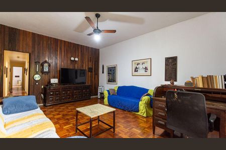 Casa à venda com 5 quartos, 218m² em São Francisco, Niterói