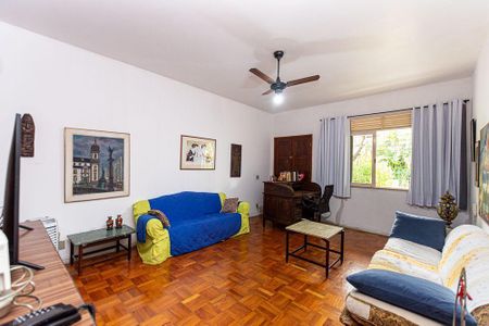 Casa à venda com 5 quartos, 218m² em São Francisco, Niterói