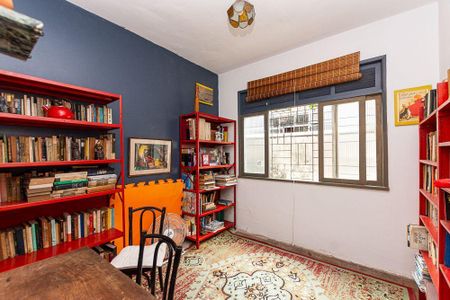 Casa à venda com 5 quartos, 218m² em São Francisco, Niterói