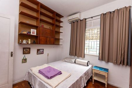 Casa à venda com 5 quartos, 218m² em São Francisco, Niterói