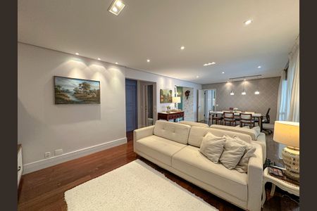 Apartamento à venda com 156m², 3 quartos e 2 vagas Apartamento à venda com 156m², 3 quartos e 2 vagasSala