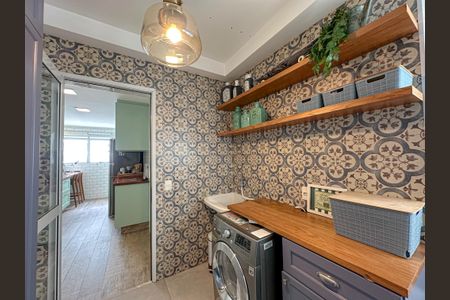 Apartamento à venda com 156m², 3 quartos e 2 vagas Apartamento à venda com 156m², 3 quartos e 2 vagasÁrea de Serviço