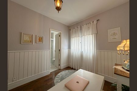 Apartamento à venda com 156m², 3 quartos e 2 vagas Apartamento à venda com 156m², 3 quartos e 2 vagasSuíte 2