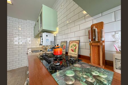 Apartamento à venda com 156m², 3 quartos e 2 vagas Apartamento à venda com 156m², 3 quartos e 2 vagasCozinha