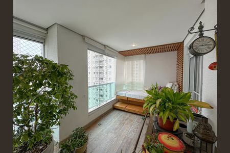 Apartamento à venda com 156m², 3 quartos e 2 vagas Apartamento à venda com 156m², 3 quartos e 2 vagasVaranda Gourmet