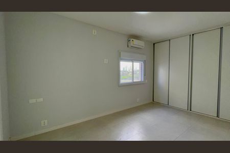 Apartamento à venda com 198m², 4 quartos e 2 vagasSuíte 1
