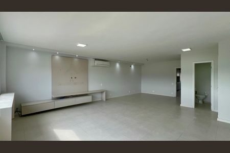 Apartamento à venda com 198m², 4 quartos e 2 vagasSala de TV