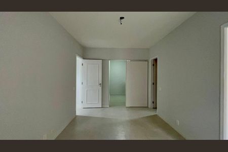 Apartamento à venda com 198m², 4 quartos e 2 vagasSuíte 2