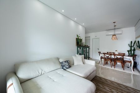 Apartamento para alugar com 75m², 2 quartos e 1 vagaSala
