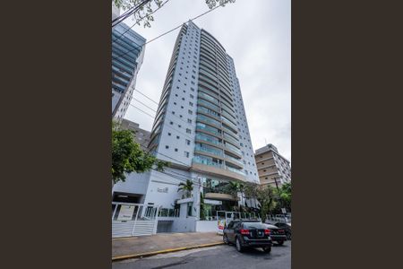 Apartamento para alugar com 75m², 2 quartos e 1 vagaFachada