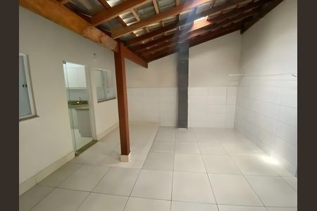 Casa para alugar com 102m², 2 quartos e 1 vagaArea de Serviço