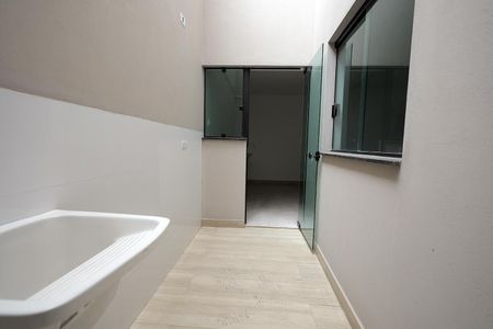 Apartamento à venda com 63m², 2 quartos e 1 vagaÁrea de Serviço
