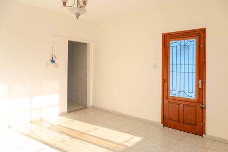 Sala de casa para alugar com 2 quartos, 224m² em Vila Maranduba, Guarulhos