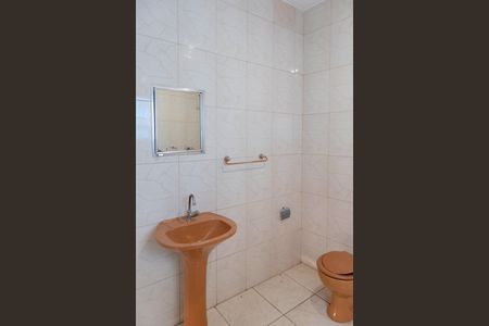 Casa para alugar com 224m², 2 quartos e 3 vagasBanheiro de Serviço